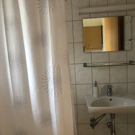 Motel Apartments מוטל 3*