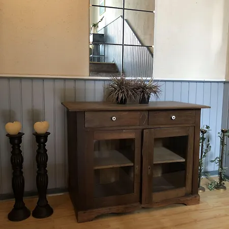 Motel Apartments Motel 3*