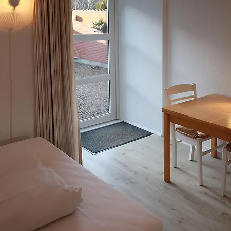 Motel Apartments 3*