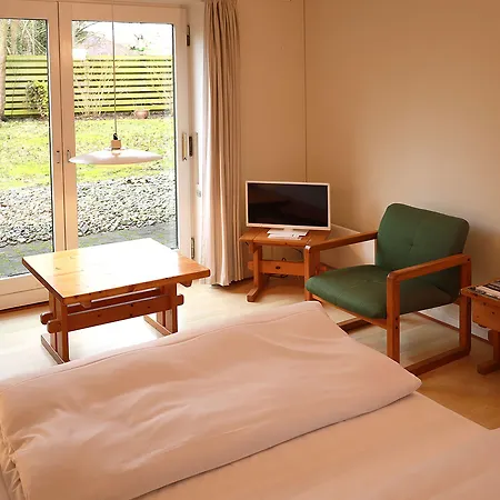Мотель Motel Apartments Тённер